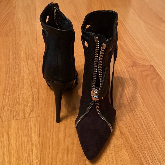 JUSTFAB Dhalian Women’s Zipper Black Stiletto’s - Picture 3 of 8